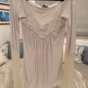 Sky Cream Fringe Sleeve Top